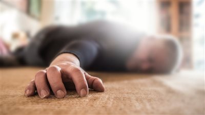 الإفتاء: صوم من أُغمي عليه خلال نهار رمضان يبطل في هذه الحالة