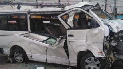 إصابة 8 عمال بشركة للأسمنت في انقلاب ميكروباص بطريق السويس العين السخنة