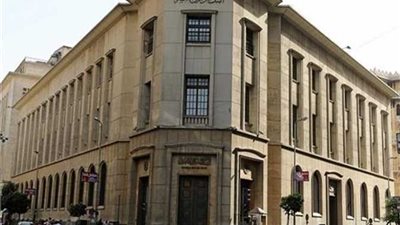 آخرها تحويل 20% من الدخل بالدولار للبنوك.. مقترحات بالاستفادة من أموال المصريين بالخارج